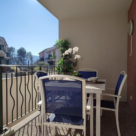 Apartmán Le Romarin - Climatisation Piscine & Parking Prive Gréoux-les-Bains Exteriér fotografie